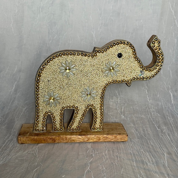 Home Decor Table Top Bead Embellished Wood Figurine Elephant Art Accent - Picture 7 of 16